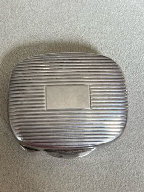 Ribbed Silver Rectangular pillbox 

with Engraving Plaque